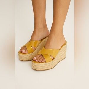 Jimmy Choo Tan Patent Leather Espadrilles sandal heels women’s 7 7.5 wedge